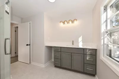 137 S Green Bay Rd, Racine, WI 53406 - Photo 27