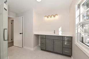 137 S Green Bay Rd, Racine, WI 53406 - Photo 27