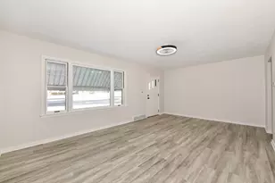 137 S Green Bay Rd, Racine, WI 53406 - Photo 17