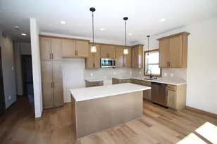 912 Fairway Dr, Twin Lakes, WI 53181 - Photo 9