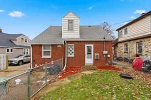 201 N 78th St, Milwaukee, WI 53213 - Photo 23