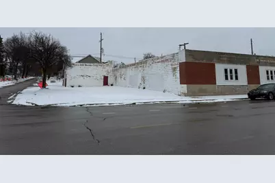 3320 W Vliet St, Milwaukee, WI 53208 - Photo 3