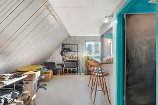 1831 W Becher St, Milwaukee, WI 53215 - Photo 13