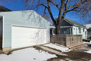 122 W Maple St, Milwaukee, WI 53204 - Photo 47