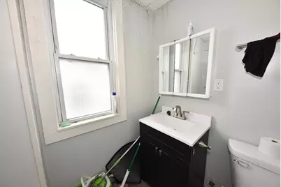 1624 W Washington St, Milwaukee, WI 53204 - Photo 17