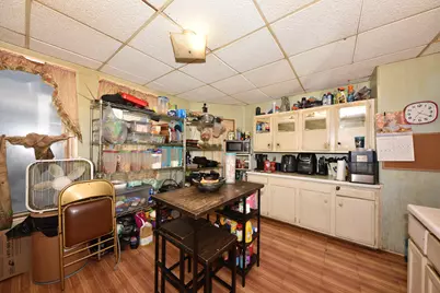 1624 W Washington St, Milwaukee, WI 53204 - Photo 5