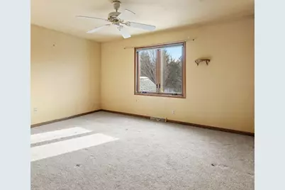 S75W17601  Harbor Cir, Muskego, WI 53150 - Photo 15