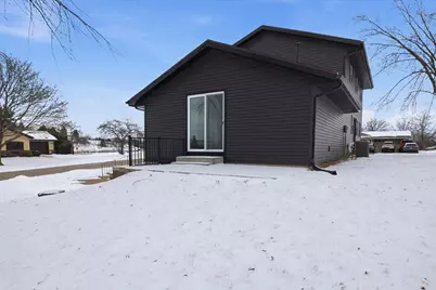 5801 W Allwood Dr, Franklin, WI 53132 - Photo 33