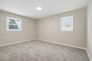 5801 W Allwood Dr, Franklin, WI 53132 - Photo 25