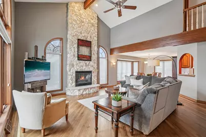 W174N4939  Sheffield Ct, Menomonee Falls, WI 53051 - Photo 3