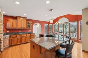 W174N4939 Sheffield Ct, Menomonee Falls, WI 53051 - Photo 9