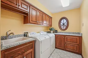 W174N4939 Sheffield Ct, Menomonee Falls, WI 53051 - Photo 15