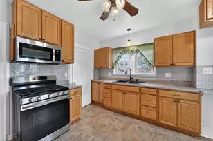 3006 Elm Ln, Racine, WI 53405 - Photo 15