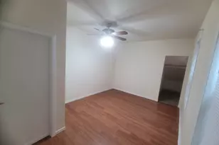 2159 S 11th St, Milwaukee, WI 53215 - Photo 7