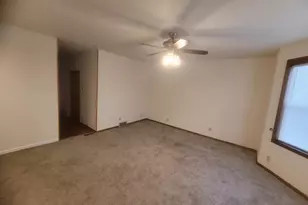 2159 S 11th St, Milwaukee, WI 53215 - Photo 5