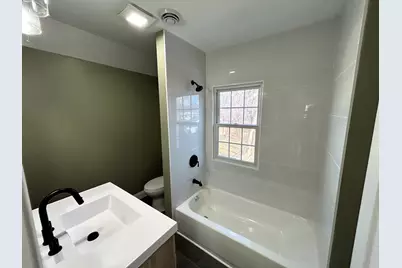 4444 N 26th St, Milwaukee, WI 53209 - Photo 13