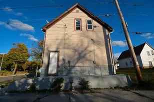 3279 N 21st St, Milwaukee, WI 53206 - Photo 5