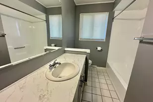 6611 N 52nd St, Milwaukee, WI 53223 - Photo 11