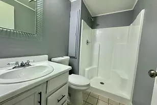 6611 N 52nd St, Milwaukee, WI 53223 - Photo 15