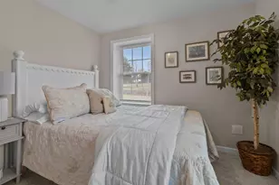 N6583 Daffodil Rd, Sugar Creek, WI 53121 - Photo 9