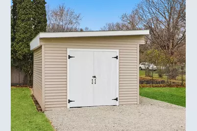 N6583  Daffodil Rd, Sugar Creek, WI 53121 - Photo 13