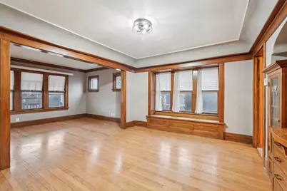 9208 W Swan Cir, Milwaukee, WI 53225 - Photo 5