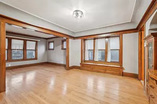 9208 W Swan Cir, Milwaukee, WI 53225 - Photo 5