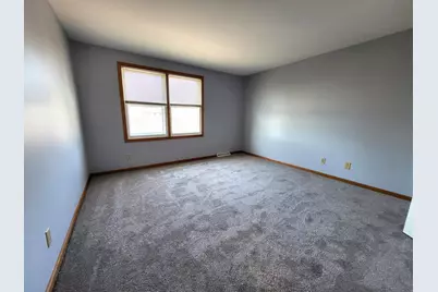 6240 W College Ave, Greendale, WI 53129 - Photo 31