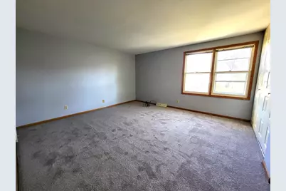 6240 W College Ave, Greendale, WI 53129 - Photo 11