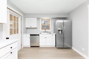 1909-1911 Kane St, La Crosse, WI 54603 - Photo 3