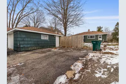 6417 N Green Bay Ave, Glendale, WI 53209 - Photo 27