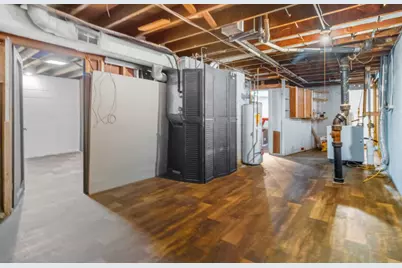 6417 N Green Bay Ave, Glendale, WI 53209 - Photo 21