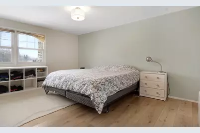 1523 W Liebau Rd, Mequon, WI 53092 - Photo 17