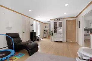 1523 W Liebau Rd, Mequon, WI 53092 - Photo 15