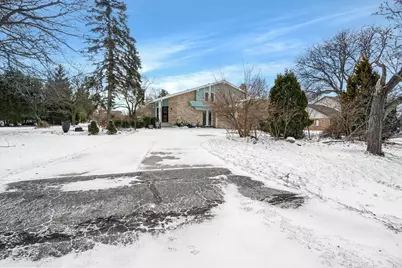 1523 W Liebau Rd, Mequon, WI 53092 - Photo 1