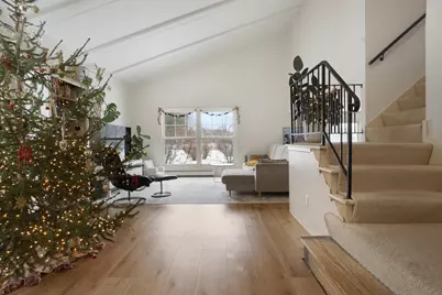 1523 W Liebau Rd, Mequon, WI 53092 - Photo 5