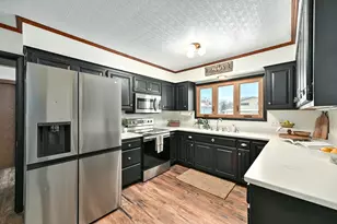 526 W Jefferson St, Port Washington, WI 53074 - Photo 13