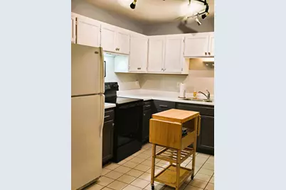 12000 W Bluemound Rd #111, Wauwatosa, WI 53226 - Photo 13