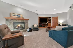 732 River Reserve Dr, Hartland, WI 53029 - Photo 19