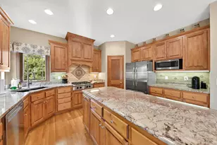 732 River Reserve Dr, Hartland, WI 53029 - Photo 7