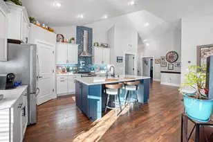 1533 Fay Ln, Oconomowoc, WI 53066 - Photo 11