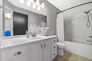 242 Cotton Grass Ln, Walworth, WI 53184 - Photo 23