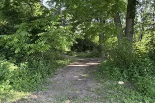 N64W21021 Mill Rd, Menomonee Falls, WI 53051 - Photo 37