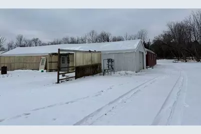 N64W21021  Mill Rd, Menomonee Falls, WI 53051 - Photo 31