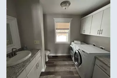 N64W21021  Mill Rd, Menomonee Falls, WI 53051 - Photo 27