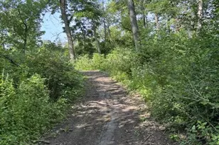 N64W21021 Mill Rd, Menomonee Falls, WI 53051 - Photo 39