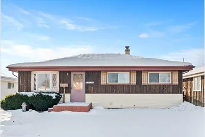 1521 W Holmes Ave, Milwaukee, WI 53221 - Photo 1