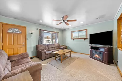 1521 W Holmes Ave, Milwaukee, WI 53221 - Photo 3