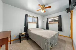 1521 W Holmes Ave, Milwaukee, WI 53221 - Photo 9