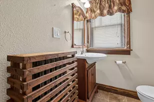 1608 N Grandview Blvd, Waukesha, WI 53188 - Photo 25